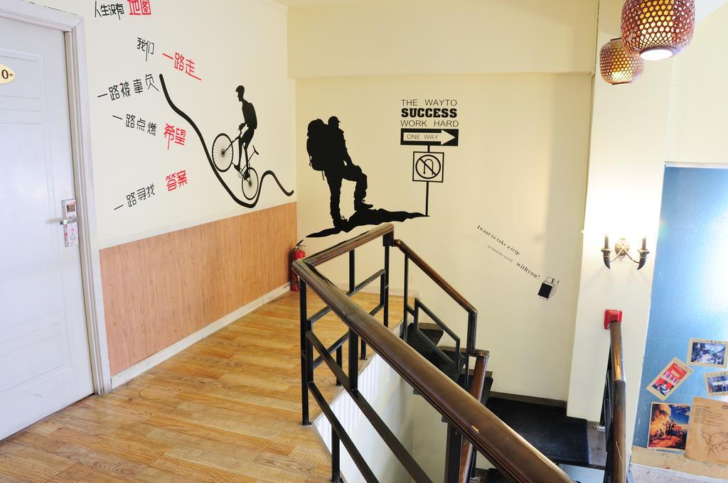 Chengdu Luojiaodian Hostel エクステリア 写真